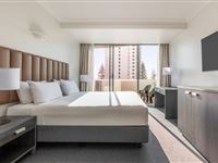 Mantra-Legends-Hotel-Accessible-Room